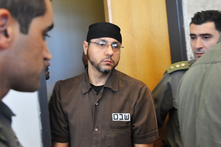 البرغوثي صاحب أطول حكم في تاريخ السجون ب 67 مؤبد المصدر: المركز الفلسطيني للإعلام الرابط: https://english.palinfo.com/o_post/Israeli-jailer-brutally-beat-hunger-striker-Abdullah-Barghouthi/