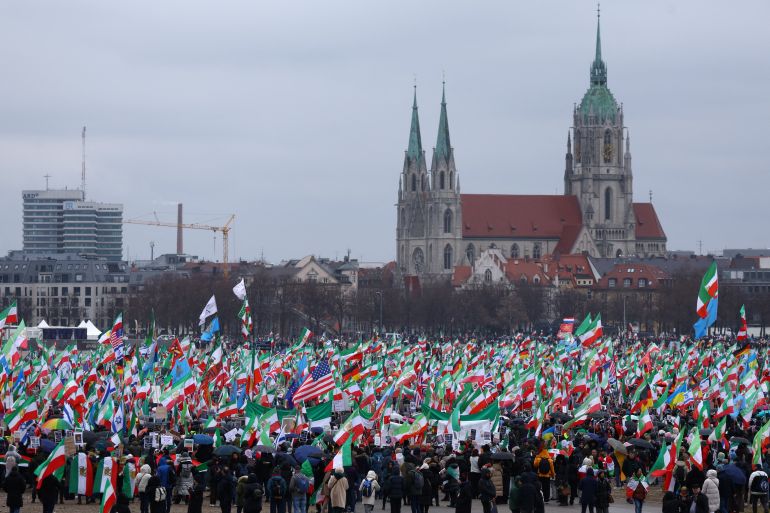 Protesters attend a demonstration organised by The Munich Circle, against the Iranian government under the motto 'Freedom for Iran', during the Munich Security Conference (MSC), in Munich, Germany, February 14, 2026. REUTERS/Thilo Schmuelgen