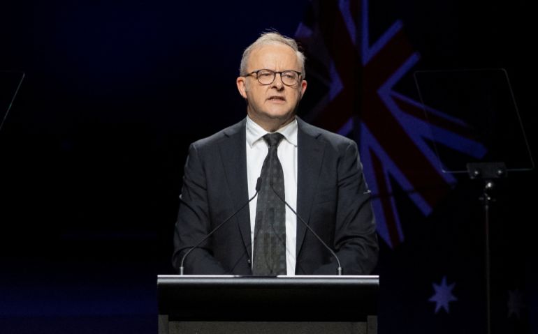reuters_6993cc33-1771293747 Australian Prime Minister Anthony Albanese speaks at the Sydney Opera House during a National Day of Mourning for the victims of the December 14, 2025, mass shooting at a Jewish Hanukkah celebration at Bondi Beach, in Sydney, Australia, January 22, 2026. REUTERS/Jeremy Piper