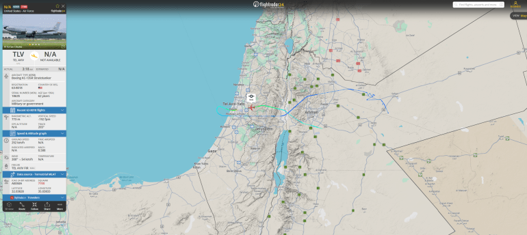 بيانات ملاحية لطائرة أمريكية في مسار العودة بعد إعلان حالة الطوارئ (فلايت رادار)