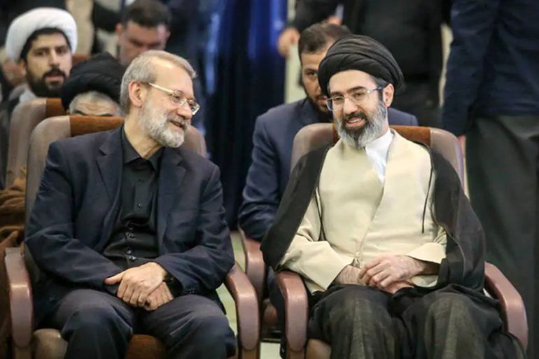 مجتبى خامنئي وعلي لاريجاني