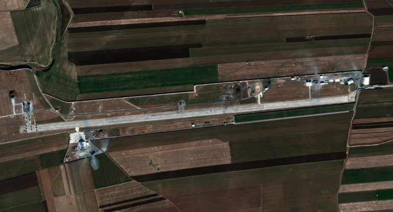 صور أقمار صناعية عالية الجودة ترصد أضرارا في قاعدة طائرات مسيرة غربي إيران credit : vantor