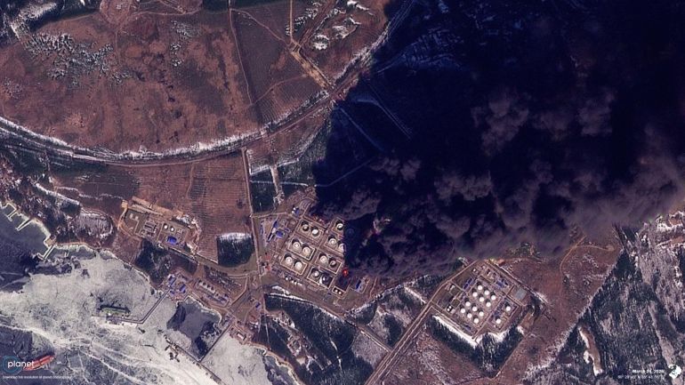 ***داخلية***** صور متداولة عبر منصات التواصل الاجتماعي لما قيل إنها أسراب من الغربان تجتاح سماء تل أبيب