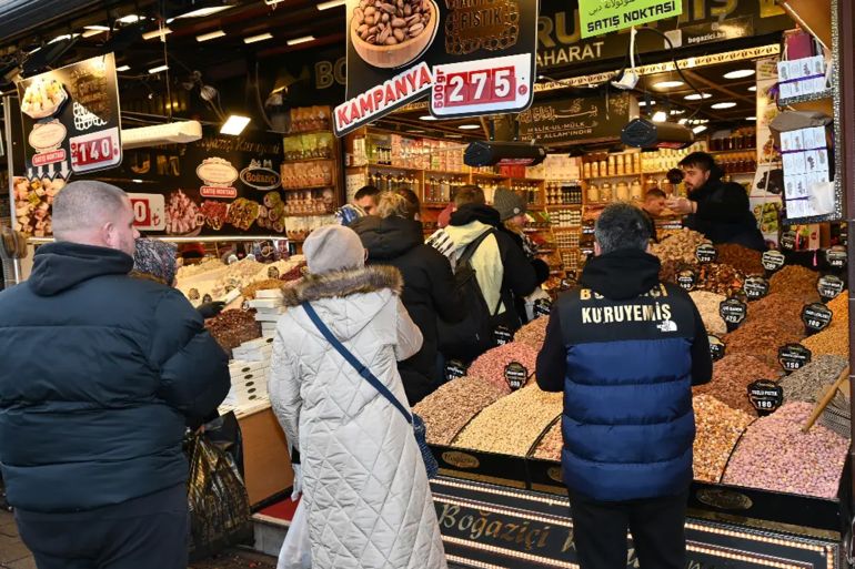 _تزدحم الأسواق في تركيا قبيل الإفطار- غرفة تجارة إسطنبول
