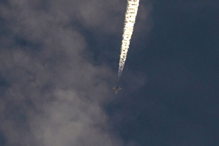 ERBIL, IRAQ - MARCH 4: US-Israeli warplanes are seen over Erbil as United States and Israel continue their attacks on Iran, on March 4, 2026 in Iraq. (Photo by Ahsan Mohammed Ahmed Ahmed/Anadolu via Getty Images)