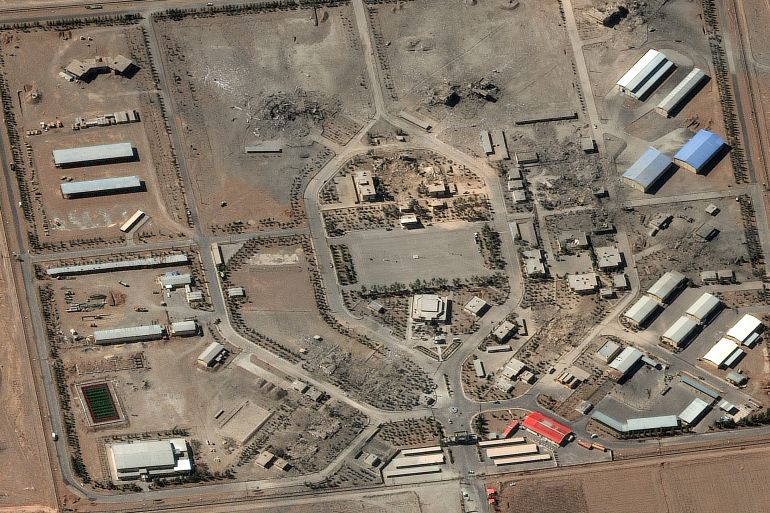 صور فضائية تكشف دمار قواعد المسيرات والصواريخ في أصفهان والأهواز @vantor.mediavalet.com