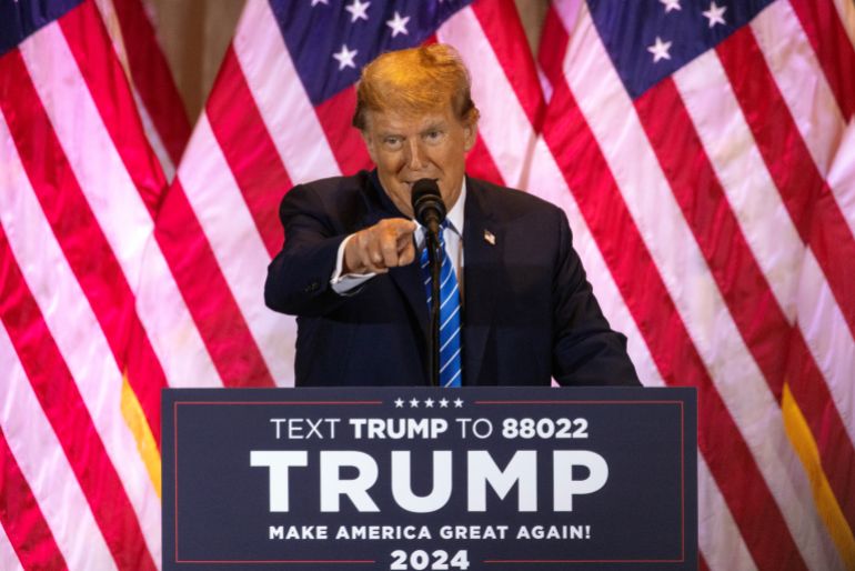 12076710-1709702835