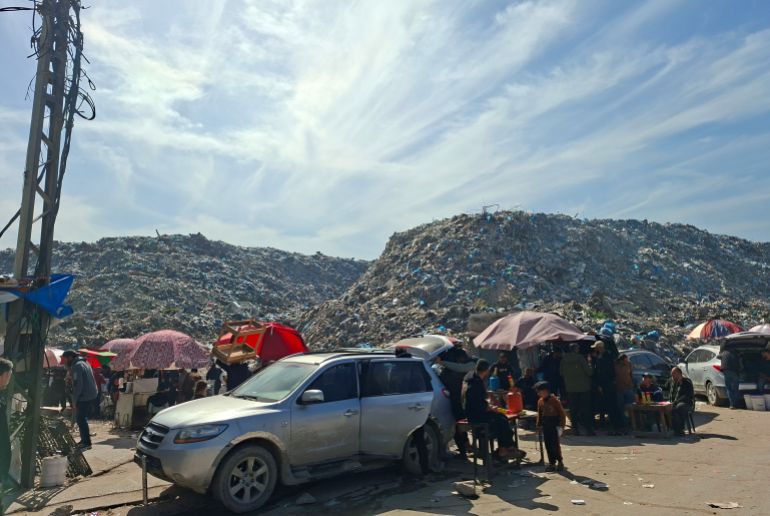 فلسطين/ غزة/ مكب نفايات أنشأ خلال الحرب في سوق فراس وسط مدينة غزة/ ابريل 2026/ تصوير خاص الجزيرة نت
