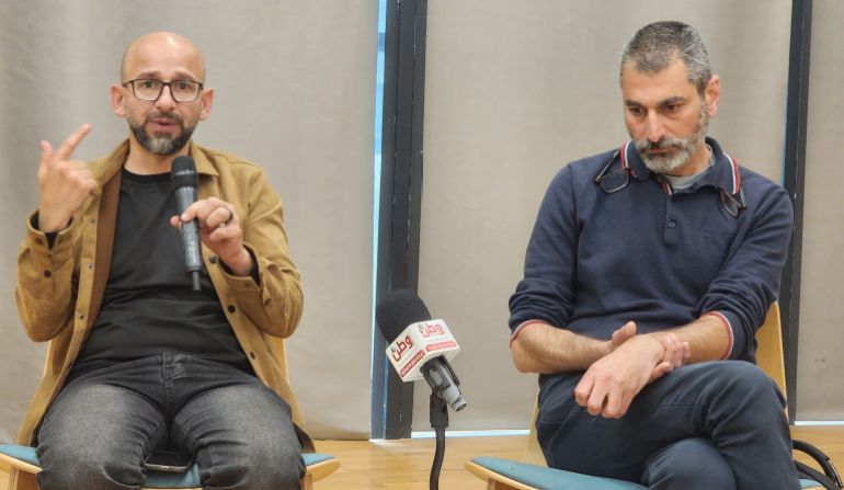 -فلسطين- رام الله- عزيزة نوفل- الاخصائي الدكتور سعيد شحادة يتحدث خلال ندوة الضمير- الجزيرة نت صورة