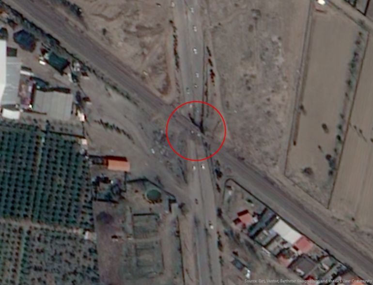 صور أقمار صناعية تظهر تدمير جسر سكة حديد في منطقة تشهارباغ (إير باص)