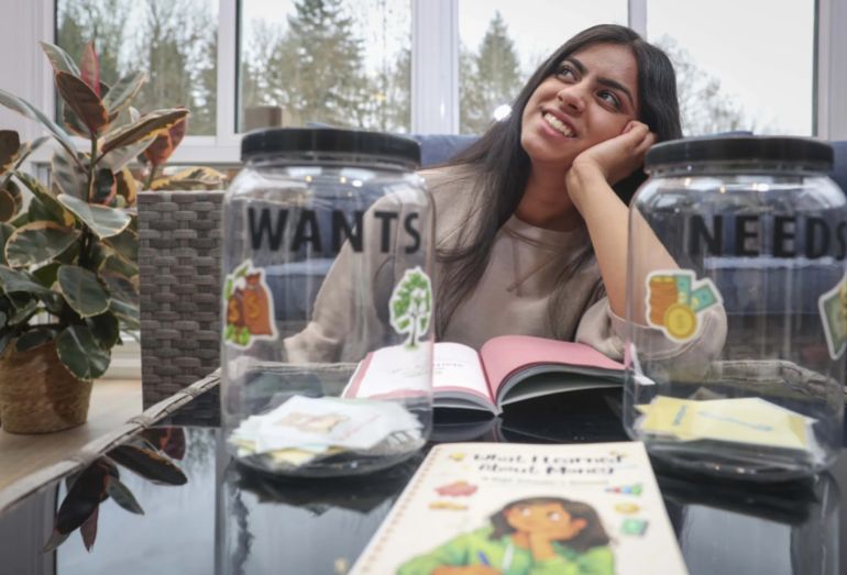 سيدهي تاندون صاحبة برنامج تعليم الأطفال إدارة الأموال في سن مبكرة