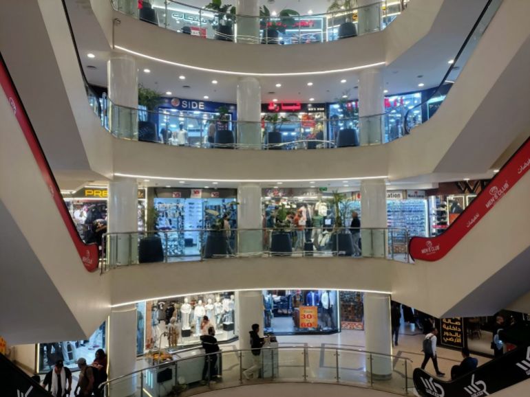 مجمع طلعت حرب من الداخل قبل موعد الإغلاق المبكر