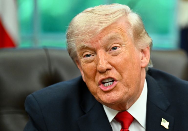 epa_69f2e27bebef-1777525372 epa12922457 US President Donald Trump speaks during a meeting with members of the Artemis II mission in the Oval Office of the White House in Washington, DC, USA, 29 April 2026. NASA’s four Artemis astronauts swung behind the moon in a journey that shattered space travel distance records and brought people the closest they’ve been to the lunar surface in more than 50 years. EPA/Graeme Sloan / POOL