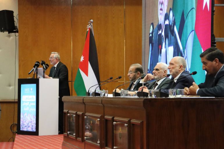 المؤتمر العام لـ"العمل الإسلامي" يختار "حزب الأمة" اسماً جديداً المصدر: حزب جبهة العمل الإسلامي - الأردن