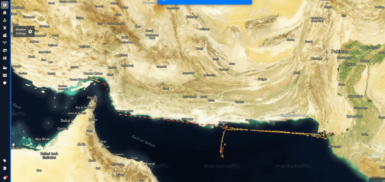 بيانات ملاحية.. “بلو ستار 3” تستدير قرب باكستان قبل إعلان سنتكوم الصعود ماريترافيك