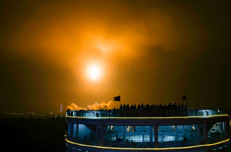 WENCHANG, CHINA - APRIL 07: A Long March-8A carrier rocket carrying 18 internet satellite blasts off from the Hainan commercial spacecraft launch site on April 7, 2026 in Wenchang, Hainan Province of China. It successfully placed the payloads, the 7th batch of networking satellites for the Qianfan Constellation, into preset orbit. (Photo by Zhou Guoqiang/VCG via Getty Images)