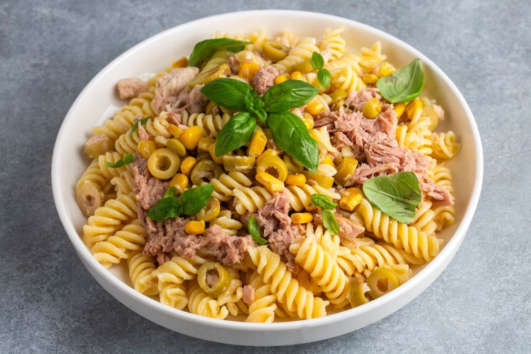 Tuna fusilli pasta, spiral or spiral pasta