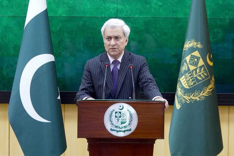 Pakistan says UAE deportations of citizens linked to legal violations, not politics Pakistan’s Foreign Office Spokesperson Tahir Andrabi speaks during a weekly press briefing at the Ministry of Foreign Affairs in Islamabad on May 7, 2026. istagram Ministry of Foreign Affairs - Pakistan