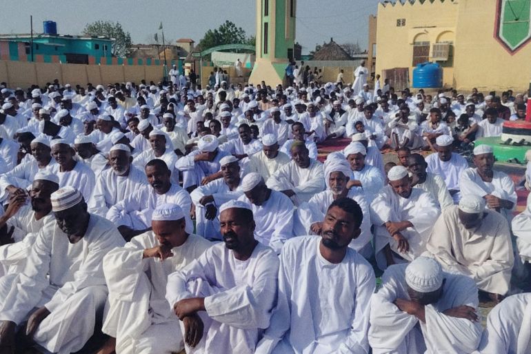 صلاة العيد بمسجد الخليفة محمد علي الشاورابي بدلسة الشاوراب بالقضارف