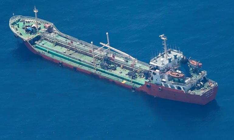 ****داخلية***** Captured vessel MT Honour 25 as seen from the EUNAVFOR Operation Atalanta’s Japanese Maritime Patrol aircraft from the Combined Maritime Forces. The plane flew over the area, confirming the location of the vessel inside Somalia’s territorial waters [Courtesy EUNAVFOR]