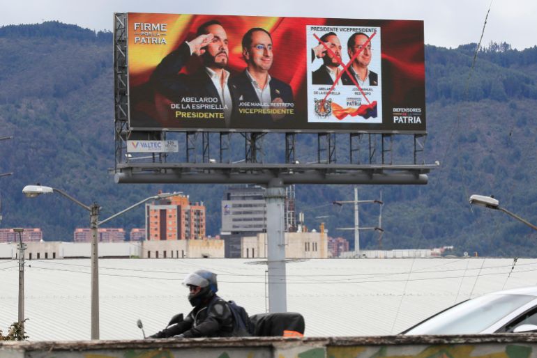 epa13005345 An election campaign billboard for Colombian presidential candidate Abelardo de la Espriella is displayed in Bogota, Colombia, 30 May 2026. Colombia will hold the first round of its presidential elections on 31 May, to determine the successor to incumbent President Gustavo Petro, who is constitutionally barred from seeking a second term. EPA/CARLOS ORTEGA