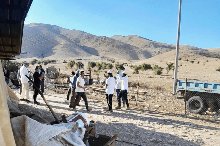 4 - فلسطين-- أريحا- تجمع شلال العوجا- اعتداءات المستوطنين على تجمع اسكان الفلسطينيين - أيار 2025 (جمعية البيدر للدفاع عن حقوق البدو)