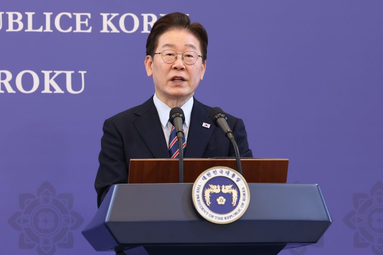 SEOUL, SOUTH KOREA - APRIL 13: South Korean President Lee Jae Myung speaks during a joint press conference with Polish Prime Minister Donald Tusk after their meeting at the presidential Blue House on April 13, 2026 in Seoul, South Korea. Tusk is on a diplomatic visit to east Asia. (Photo by Chung Sung-Jun/Getty Images)