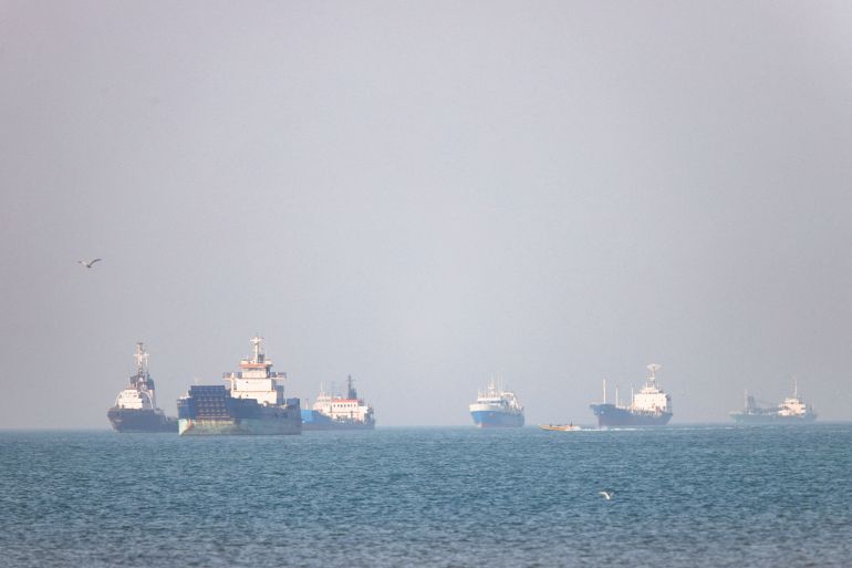 FILE PHOTO: Vessels in the Strait of Hormuz near Bandar Abbas, Iran, May 4, 2026. Amirhosein Khorgooi/ISNA/WANA (West Asia News Agency) via REUTERS ATTENTION EDITORS - THIS PICTURE WAS PROVIDED BY A THIRD PARTY/File Photo