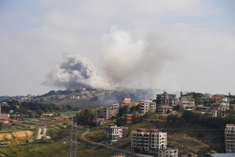 reuters_6a1711f8-1779896824 Smoke billows following an Israeli strike in Nabatieh, Lebanon May 26, 2026. REUTERS/Stringer