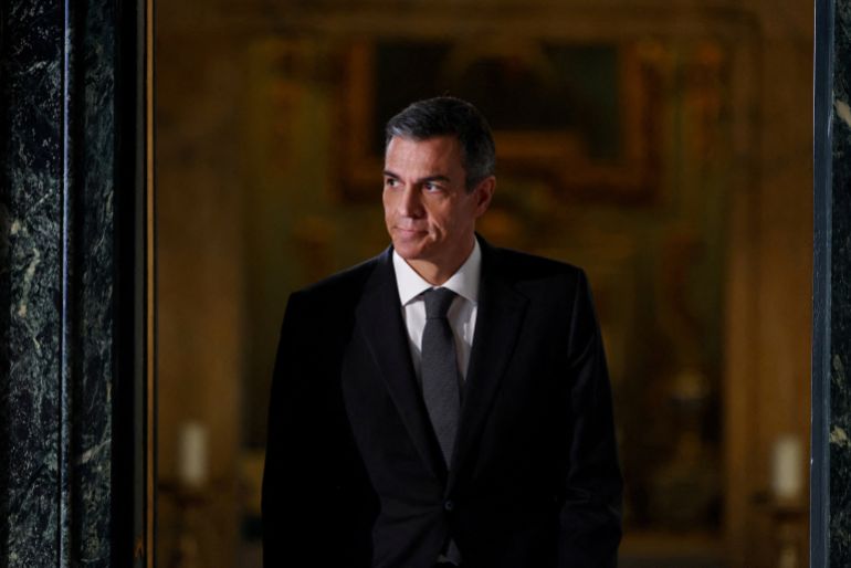 Spanish Prime Minister Pedro Sanchez walks, on the day he holds a press conference at the Spanish Embassy to the Vatican after meeting Pope Leo XIV, in Rome, Italy, May 27, 2026. REUTERS/Francesco Fotia TPX IMAGES OF THE DAY