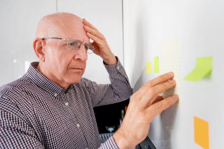 shutterstock_2450986075-1759394959 Dementia