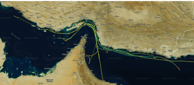 6-1780839231 حركة السفن المرتبطة بإيران خلال 24 ساعة من بداية الحصار 14 أبريل/نيسان 2026 (مارين ترافيك)