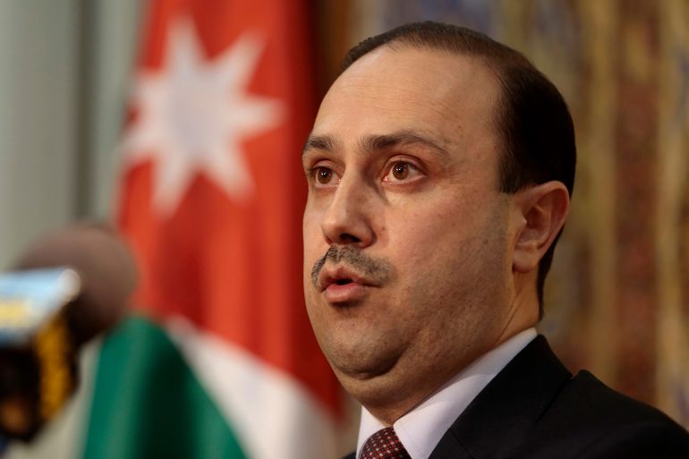 67867u-1782049466 Jordanian government spokesman Mohammed al-Momani, speaks during a press conference in Amman, Jordan, Monday, March 23, 2015. Jordan says it will help train Syrian rebels as part of its fight against the extremist Islamic State group, which controls parts of neighbouring Syria and Iraq. Al-Momani said Monday that Jordan will train Syrians to "defeat the terrorism that has been killing their sons and daughters." (AP Photo/Raad Adayleh)