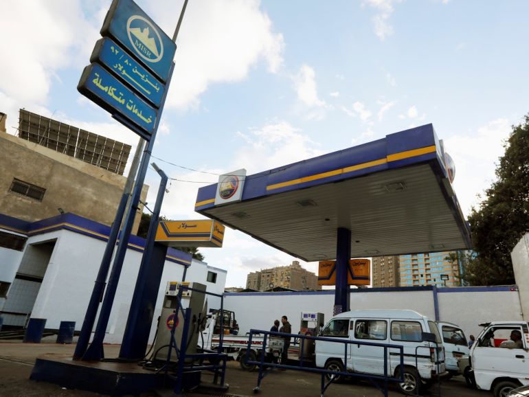 A general view shows people refueling their vehicles at one of Egypt's Misr Petroleum Company gas stations in Cairo, Egypt December 5, 2018. REUTERS/Amr Abdallah Dalsh