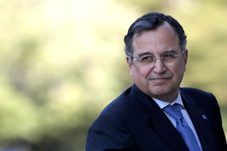 ap26088534616529-1782158814 FILE - Egyptian Foreign Minister Nabil Fahmy arrives at an EU-Arab league Foreign Ministers summit, in Athens, Wednesday, June 11, 2014. (AP Photo/Petros Giannakouris, File)