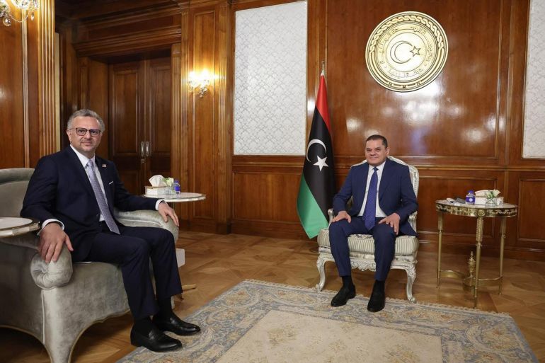 رئيس حكومة الوحدة الوطنية في ليبيا عبد الحميد الدبيبة مع مسعد بولس مستشار الرئيس الأميركي دونالد ترامب @emad_badish