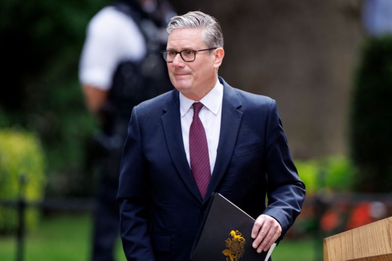 epa_6a3a1e6ded84-1782193774 epa13056250 British Prime Minister Keir Starmer reacts as finishes his resignation statement in Downing Street, London, Britain, 22 June 2026. Keir Starmer has resigned as UK Prime Minister and leader of the Labour Party and a leadership challenge starts to replace him. EPA/TOLGA AKMEN