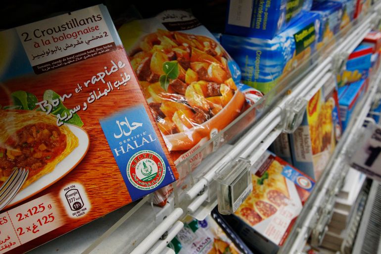 food-fra-2-1759422670 Packages of Halal food are displayed in a supermarket in Nantes, western France, September 7, 2010. REUTERS/Stephane Mahe (FRANCE - Tags: FOOD RELIGION)