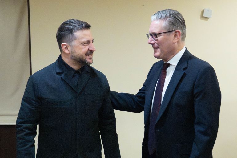 getty_6a24f74d11-1780807501 YEREVAN, ARMENIA - MAY 3: British Prime Minister Sir Keir Starmer (R) and President Volodymyr Zelensky (L) meet for a bilateral meeting ahead of the European Political Community summit on May 3, 2026 in Yerevan, Armenia. (Photo by Stefan Rousseau - WPA Pool/Getty Images)