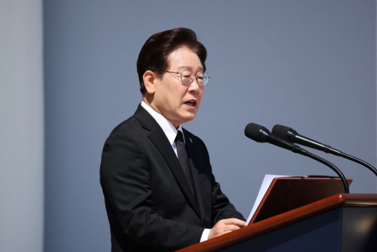 reuters_6a251578-1780815224 South Korean President Lee Jae Myung delivers a speech during a ceremony marking the country's 71st Memorial Day to commemorate veterans and independent activists, at the National Cemetery in Seoul, South Korea, June 6, 2026. REUTERS/Kim Hong-Ji/Pool
