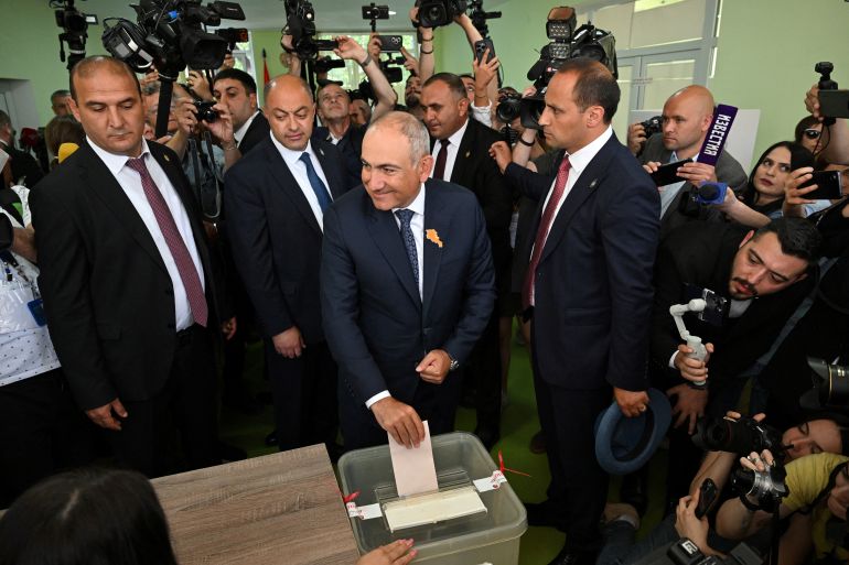 reuters_6a25b9c5-1780857285 Armenian Prime Minister and leader of the Civil Contract party Nikol Pashinyan casts a ballot at a polling station during a parliamentary election in Yerevan, Armenia, June 7, 2026. Stringer/Photolure via REUTERS ATTENTION EDITORS - THIS IMAGE HAS BEEN SUPPLIED BY A THIRD PARTY.