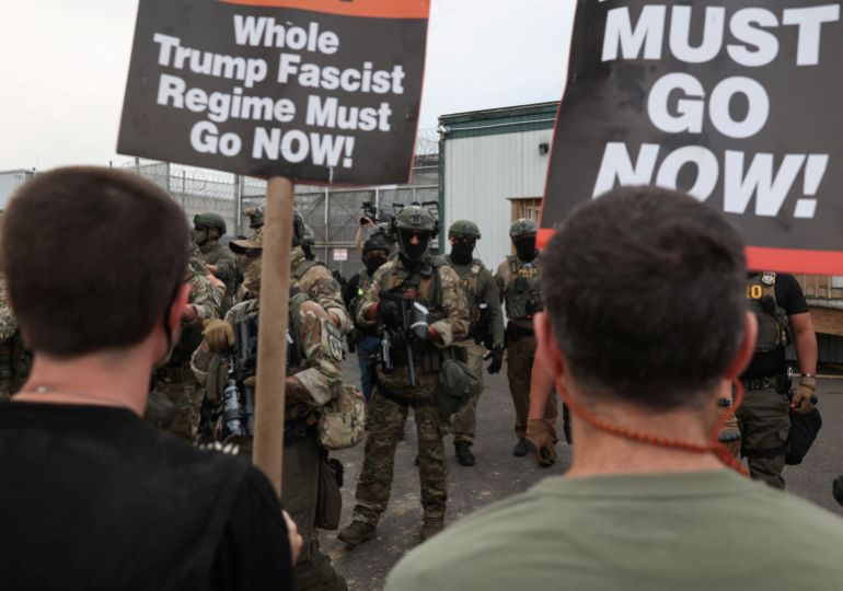 Demonstrators face off with federal law enforcement during ongoing protests against U.S. Immigration and Customs Enforcement (ICE) outside the Delaney Hall detention center, in Newark, New Jersey, U.S., June 6, 2026. REUTERS/Caitlin Ochs