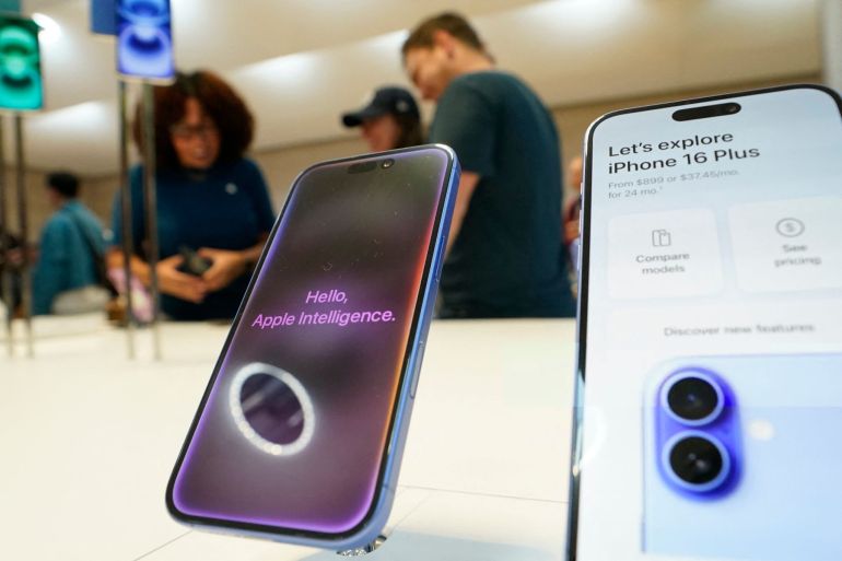 sdfsdfsf-1767177639-1 Apple iPhone 16 are on display during the launch September 20, 2024, at the Apple Store in New York . Apple on September 9, 2024 announced a new iPhone built for generative artificial intelligence as it seeks to boost sales and show it is keeping up in the technology race. (Photo by TIMOTHY A. CLARY / AFP) (Photo by TIMOTHY A. CLARY/AFP via Getty Images)