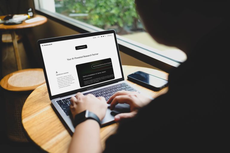 shutterstock_2676439681-1780228515 Bangkok, Thailand. September 10, 2025; A person using NotebookLM, Google's AI-powered research and writing assistant, on a laptop to analyze and summarize documents.