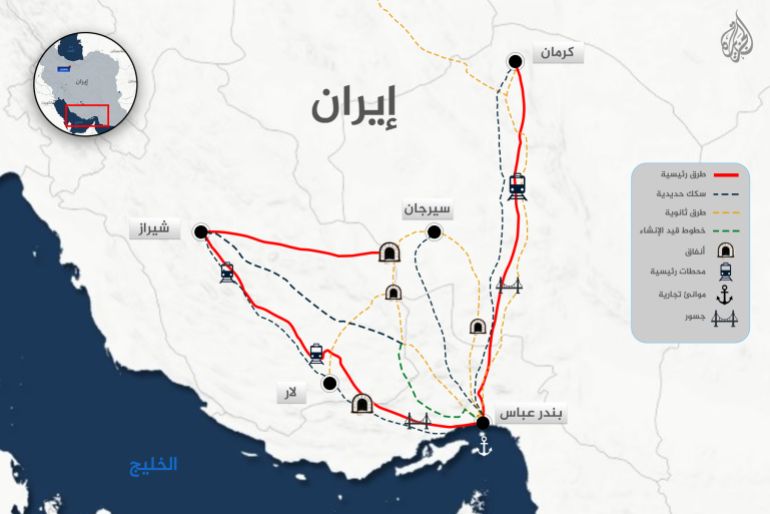 02-1784488604 خريطة إيران المحور الثالث: بندر عباس - شیراز / کرمان الممرات الخارجة من هرمزغان بين الساحل الحيوي والعمق اللوجستي يربط هذا المحور الساحل الاستراتيجي مراكز التصنيع والتعدين في عمق الهضاب الإيرانية.