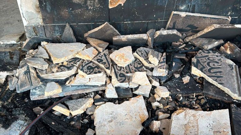 مسجد الرحمة الذي حرقه المستوطنون في قصره بنابلس الفلسطينية، 26 يوليو/تموز الجاري