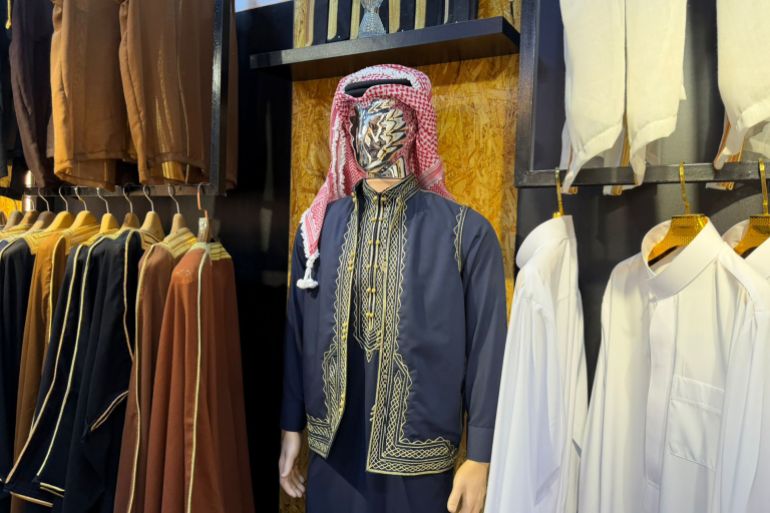 3jordaan-1782804965 طقم الدامر الأردني يعود إلى الواجهة مجدداً بهدف إحياء التراث (الجزيرة)
