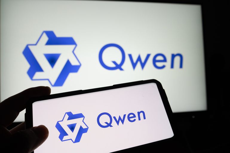567568y-1784548555 Qingdao,China-Apr.30.2025:Qwen is a family of large language models developed by Alibaba Cloud. by JUN LI @ادوبي ستوك