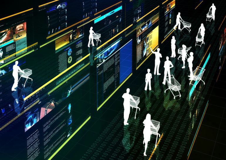 6-1783006654 تسعى بيئات الاختيار إلى تضيق هامش التفكير الواعي لصالح الاستجابة الفورية مع تغيير "هندسة الاختيار" قرارات الناس دون أن يدركوا ذلك (أنسبلاش)