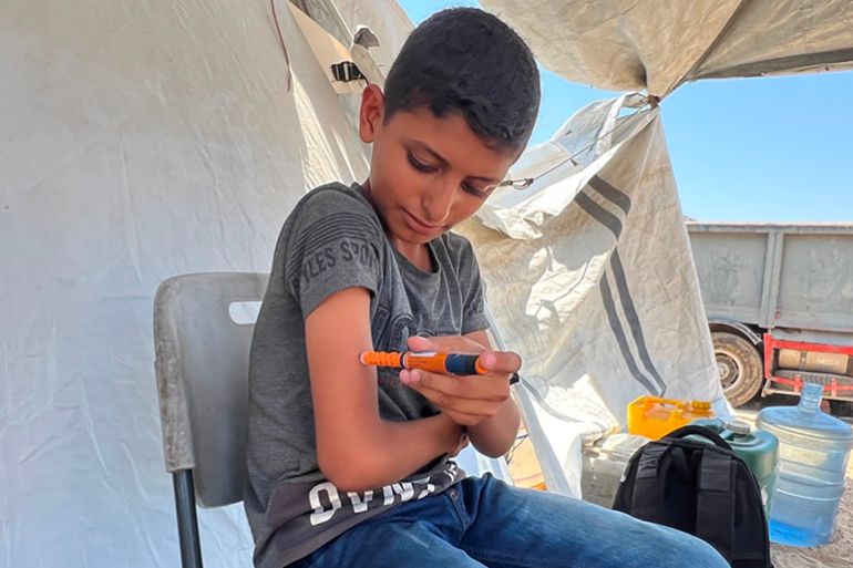 8-1753703716 7-8 لا يجد مرضى السكرى الأطفال في غزة ما يأكلونه ولذلك يضطرون للتقليل من جرعات الأنسولين وهو ما يعرض حياتهم للخطر - خاصة